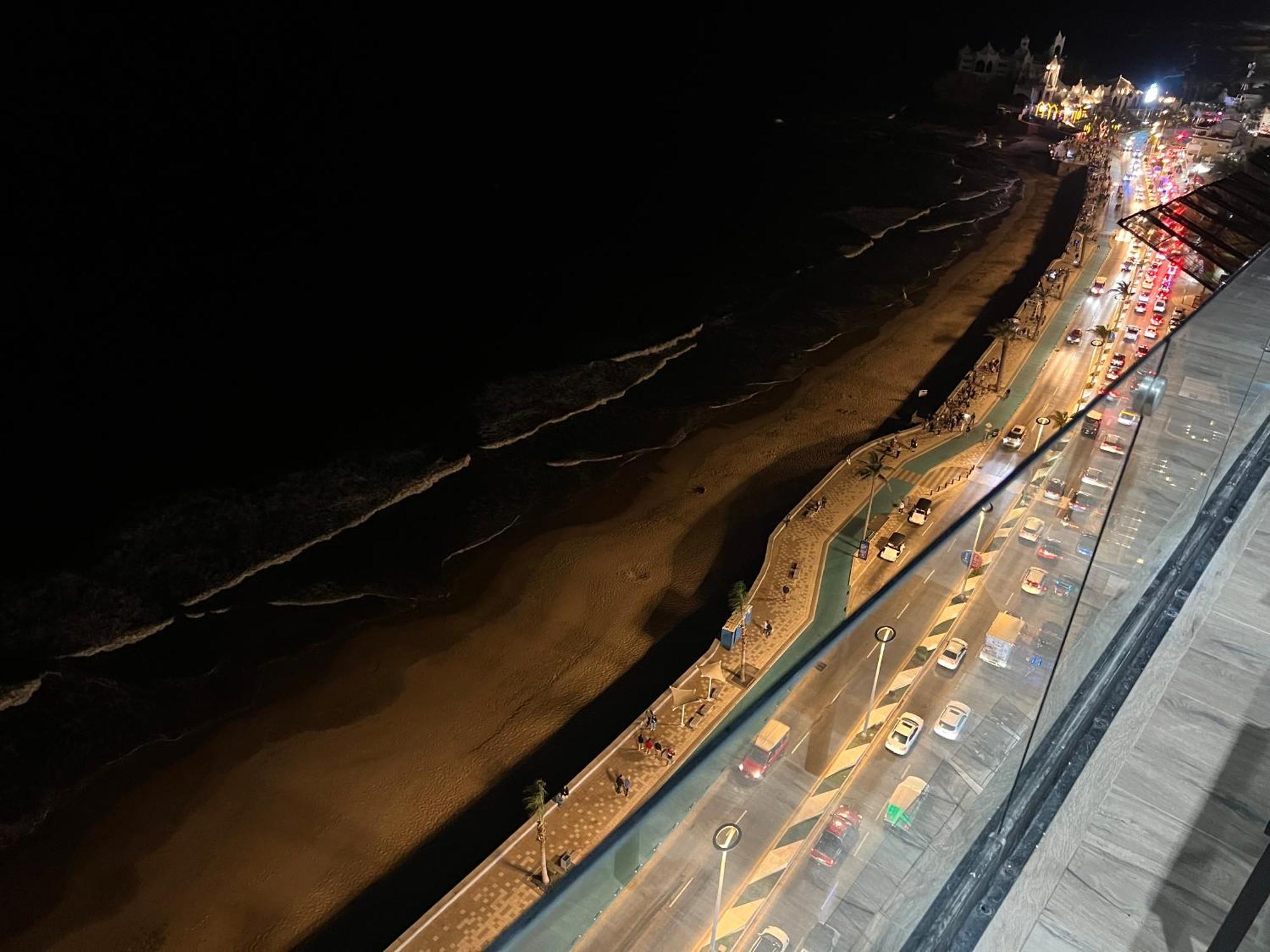 Beautiful Beachfront *
